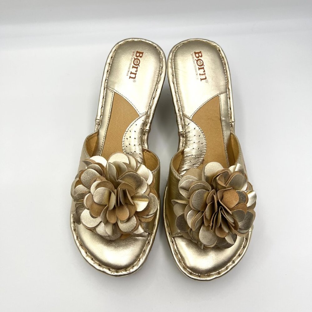 Born Womens Gold Leather Floral Flower Wedges Sandals Mules Shoes - Picture 3 of 16